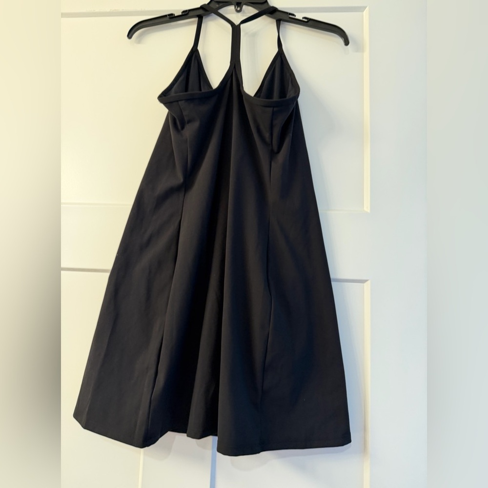 Vuori One Shot Tennis Dress in Size Medium. - Picture 6 of 9